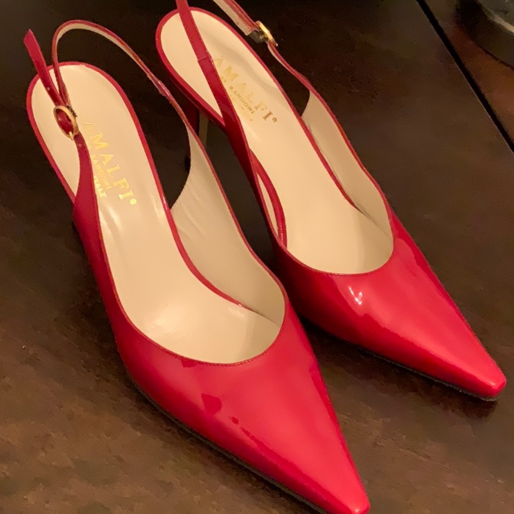 LAST CALL Red patent slink back pointy toe heels